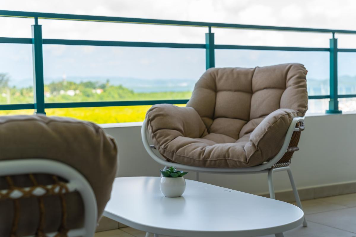location-vacances-etang-zabricot-terrasse-vue-marina (2)